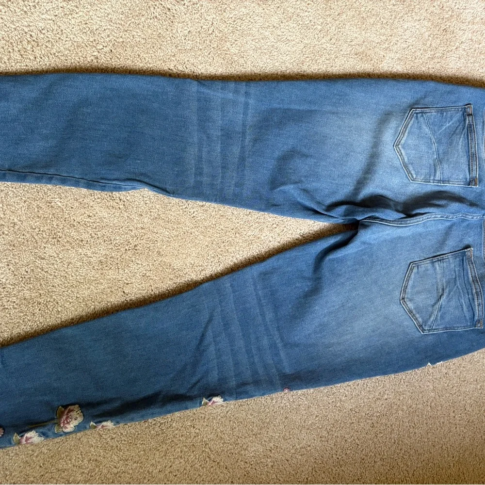 DRIFTWOOD Jackie Jeans with Floral Embroidery - Picture 5 of 6